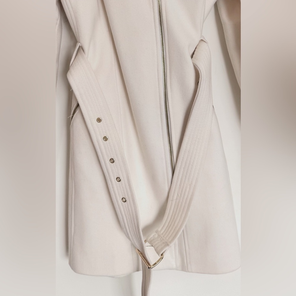 Michael Kors Cream Belted Trench Coat - Picture 5 of 8